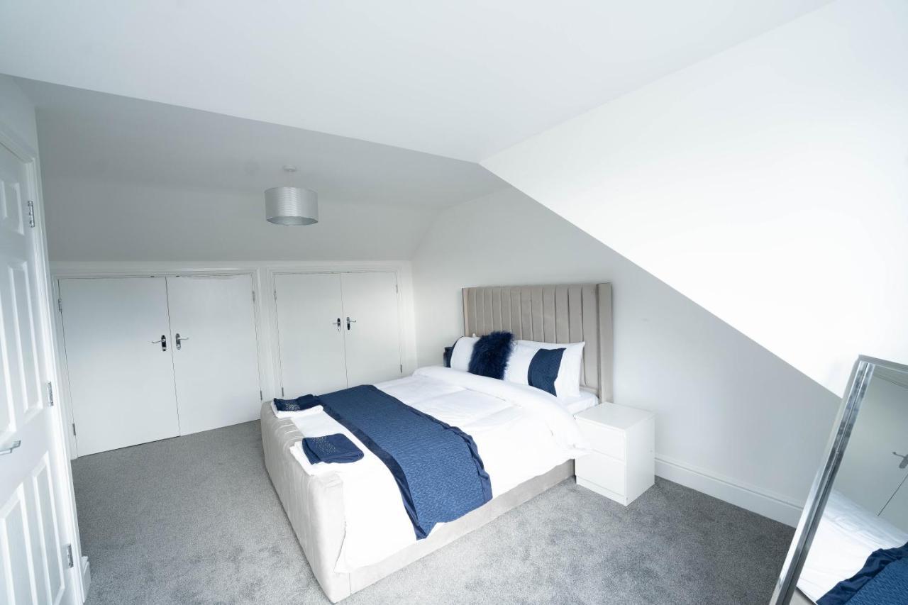 Entire Modern Home With Private Parking For 6/8 Persons Worksop Esterno foto